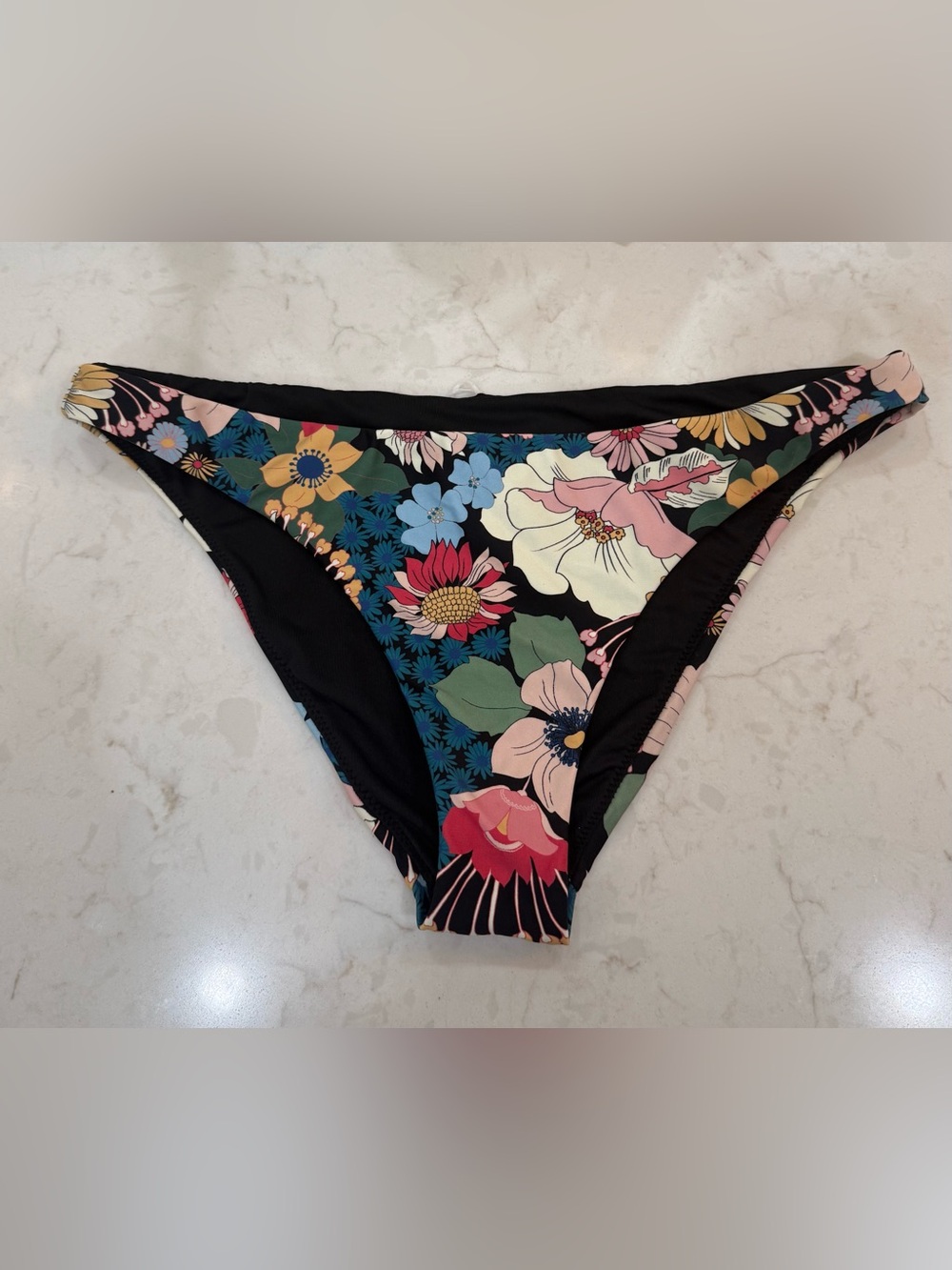 O'Neill Floral Bikini Bottoms-NWT!!!